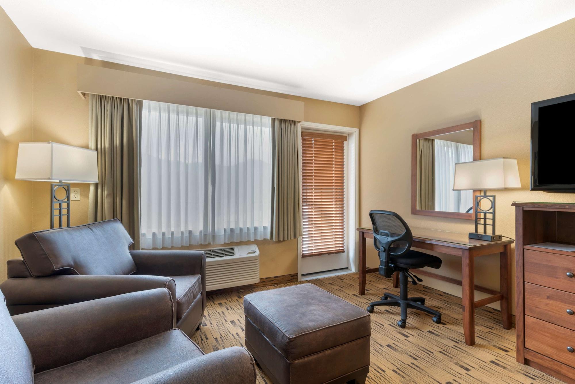 Best Western Plus Columbia River Inn Cascade Locks Exterior photo